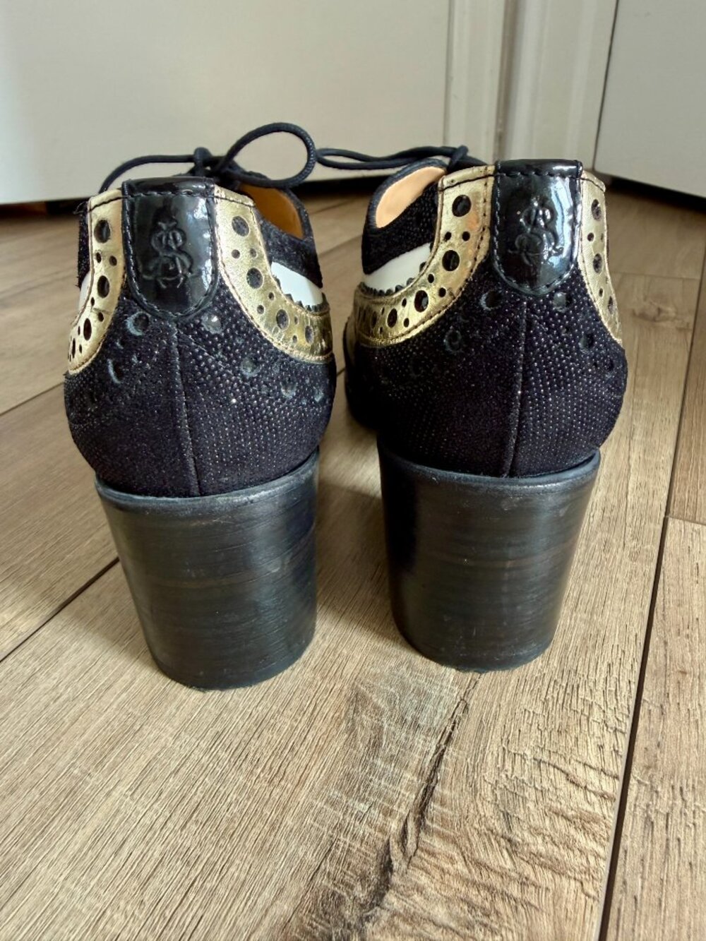 The Office of Angela Scott Oxford Lace-Up Midheel Pointed Toe Shoes Size 39/US 9 - Picture 5 of 7